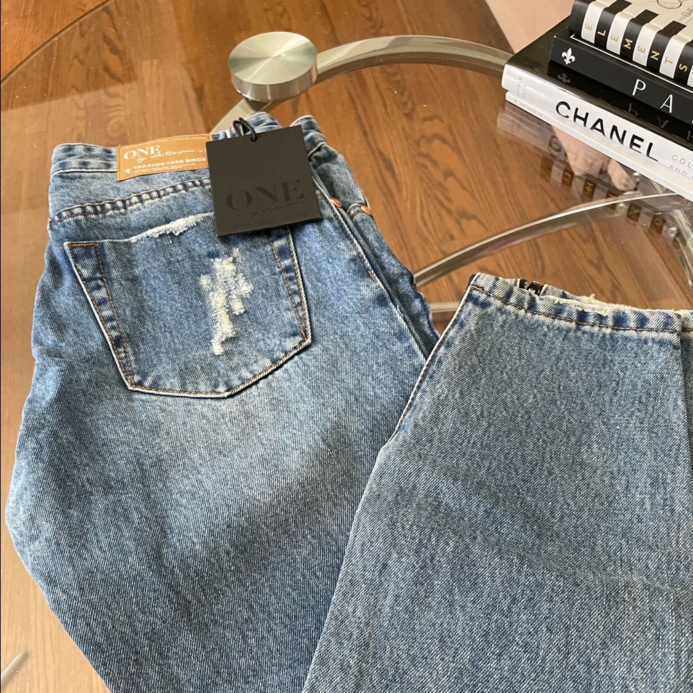 One Teaspoon Low Waist Trashed Crop Jeans